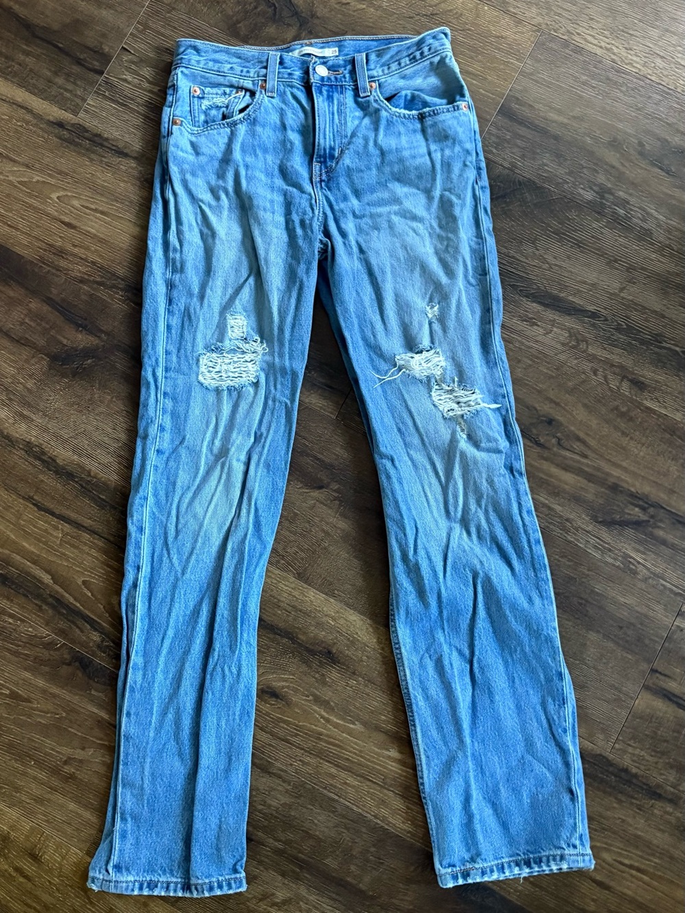 Levi’s Low Pro Straight, Light Blue Distressed Women's Straight Jeans